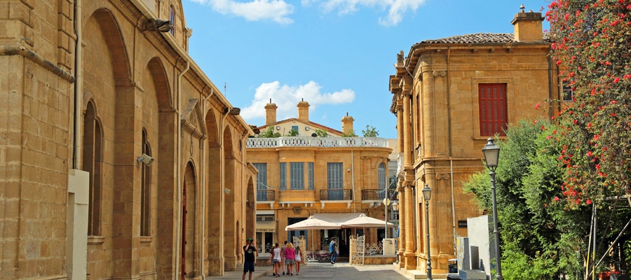 Découvrez la vieille ville de Lefkosia (Nicosie) et ses remparts