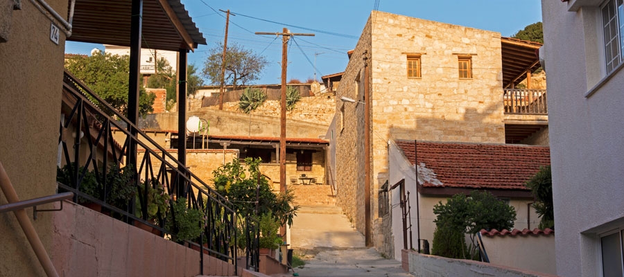 Pissouri village
