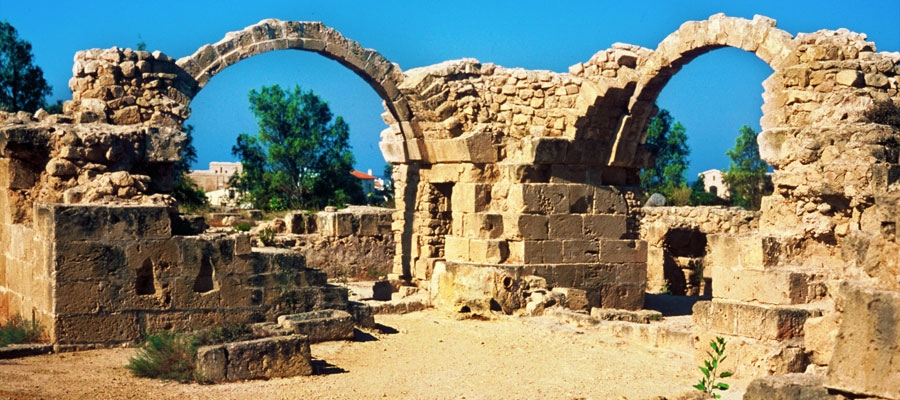Château de Saranta Kolones (Quarante colonnes) image